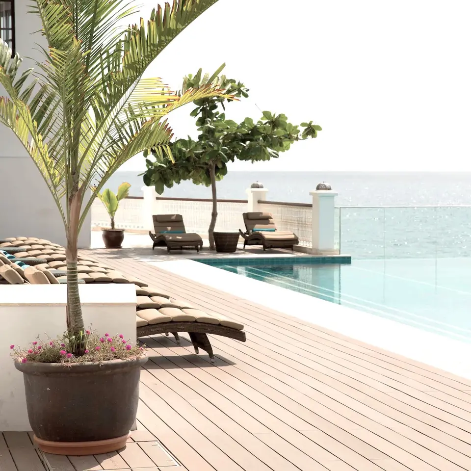 Park hyatt zanzibar pool og solstol