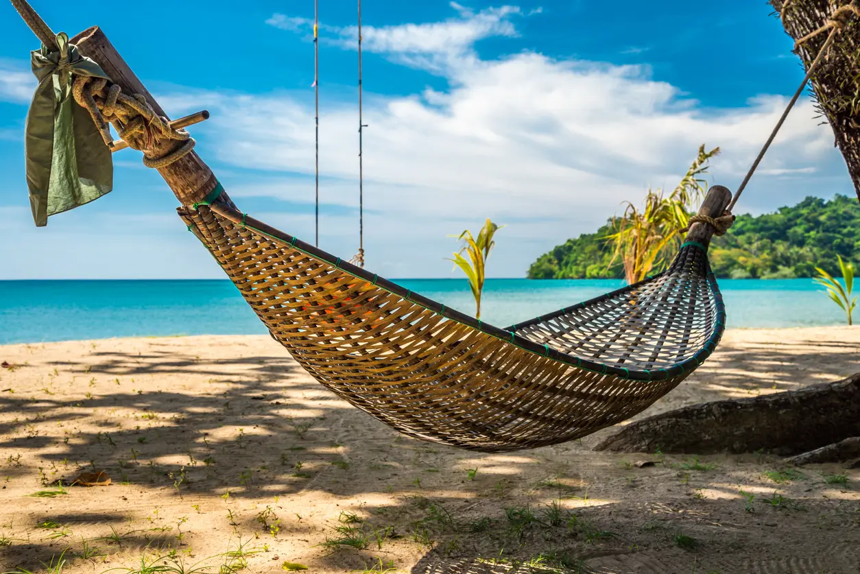 Afslapning I Haenge Koje Pa Koh Mak
