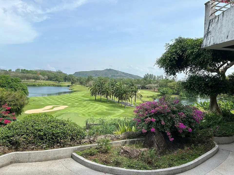 Blue Canyon Country Club Lakes Course