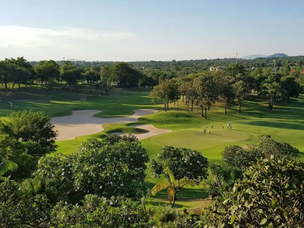 Burapha golf and resort4