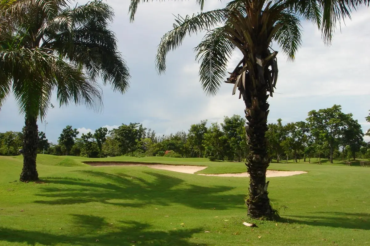 Green valley country club bangkok5