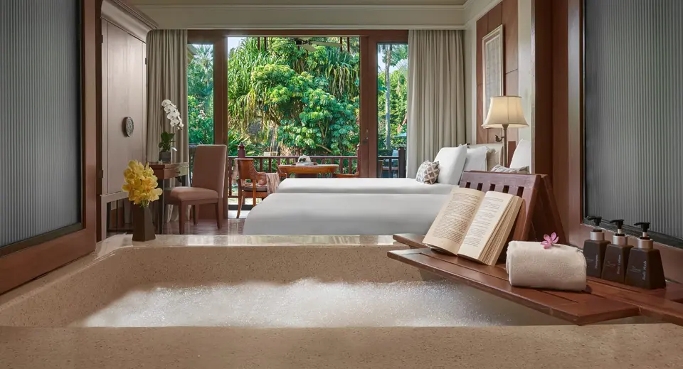 Søgning efter Hua Hin Resort rum med badekar og bog