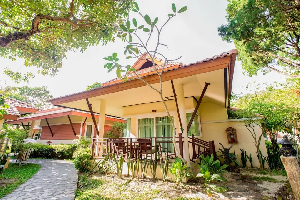 Koh Chang haveresort, fredelige overnatningssteder på øen.