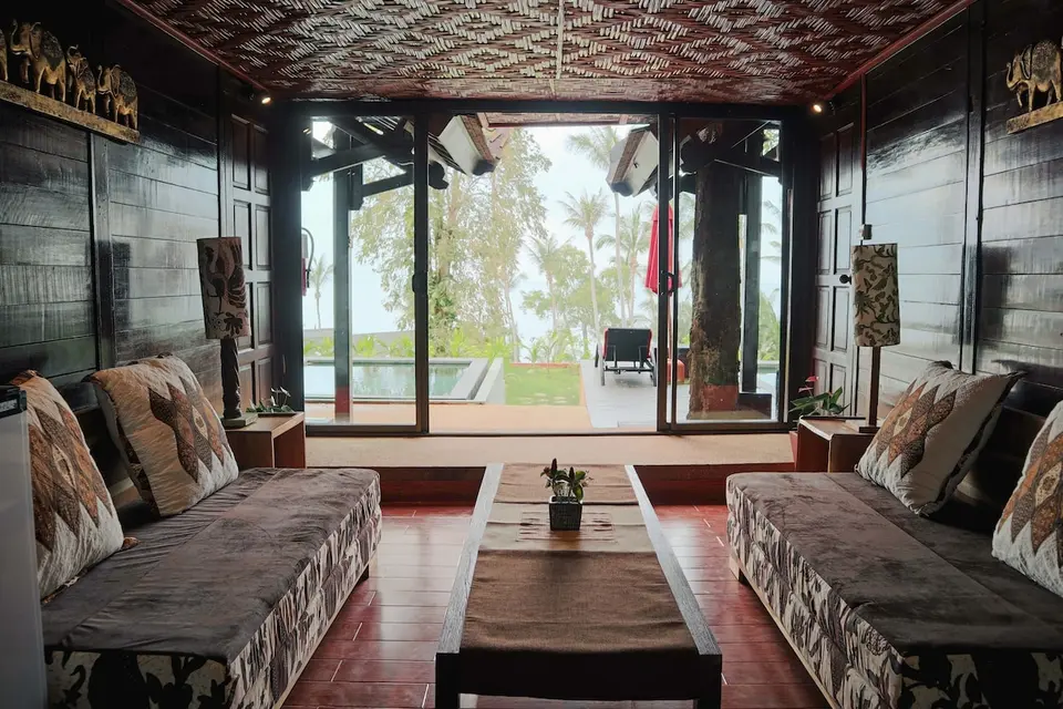 Strand villa på Kupu Kupu Phangan med stue