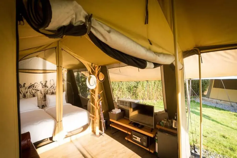 Billedet viser interiøret i et telted Khao Yai Resort
