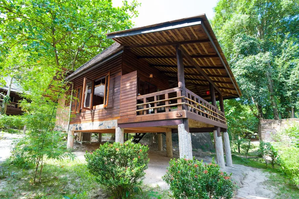 Find information om Sensi Paradise Beach Resorts beliggenhed, arkitekturstil