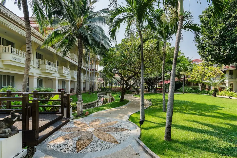 Flyd til de rolige omgivelser i Wora Bura Hua Hin Resort. Beliggende midt i frodige tropiske grønne områder og palmer tilbyder dette