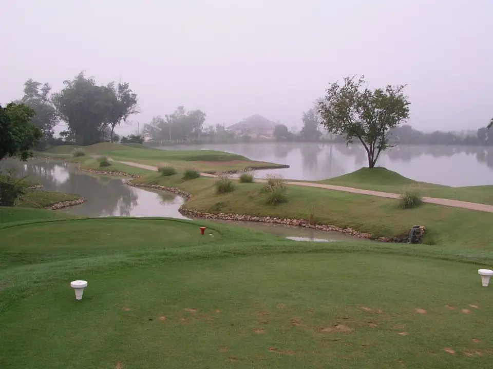 Mae Jo Golf Club Spa