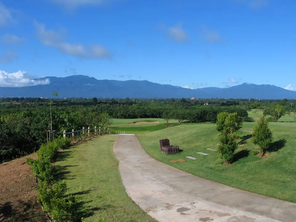 Mae Jo Golf Club Spa