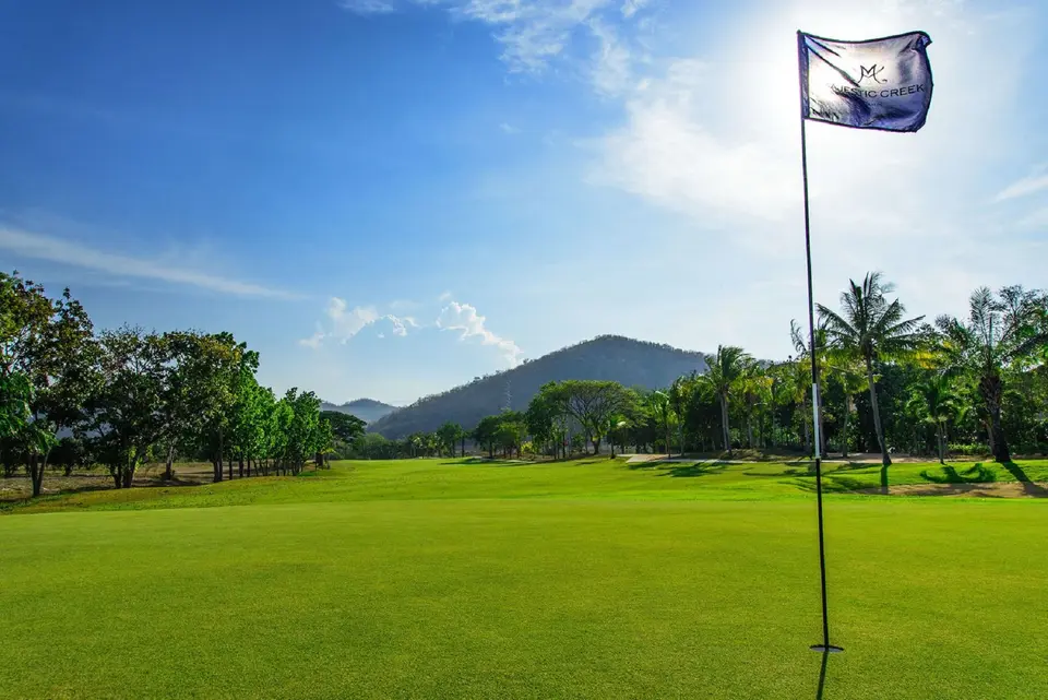 Majestic Creek Golf Country Club Hua Hin