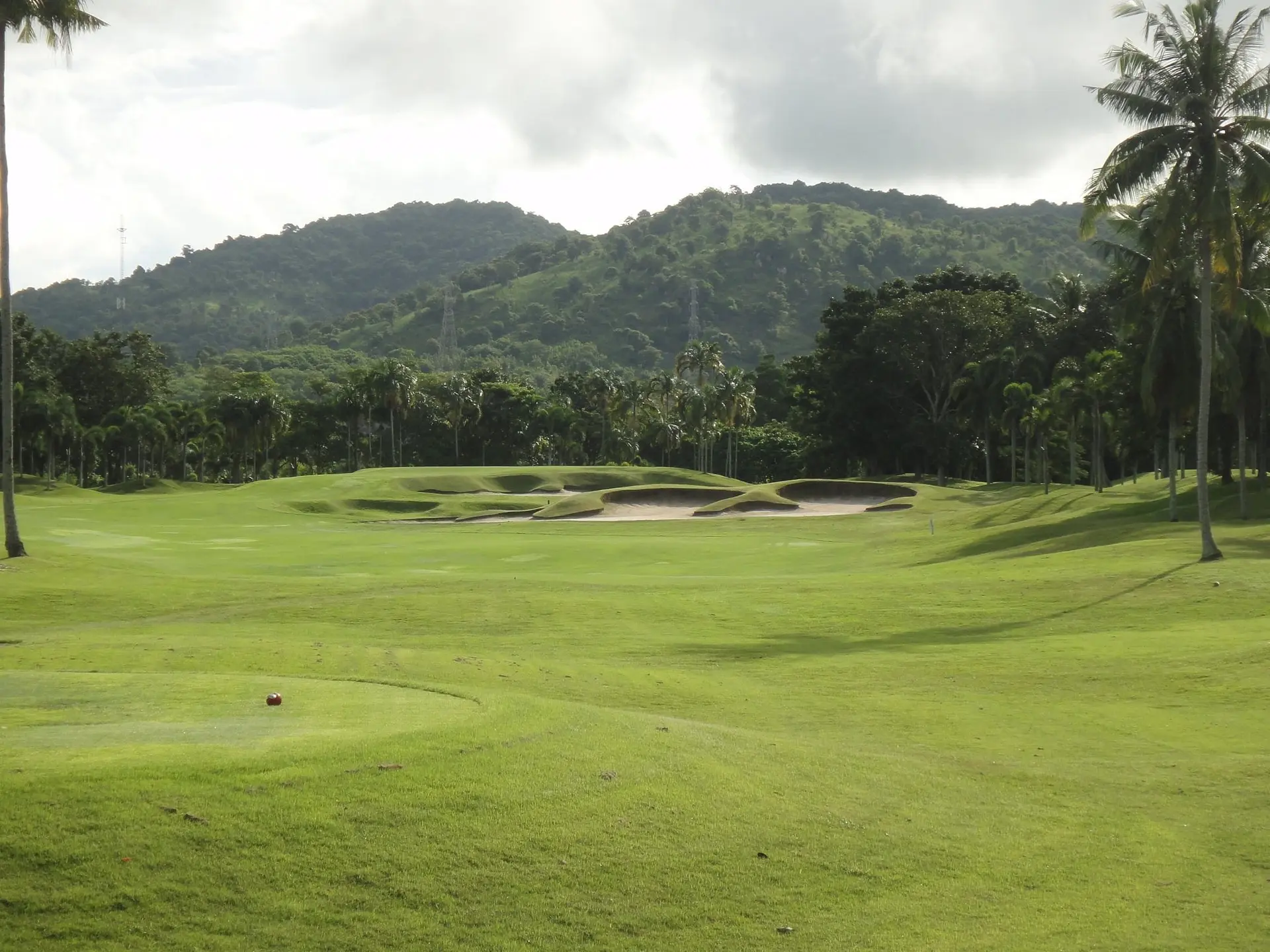 Rayong green valley golf course pattaya1