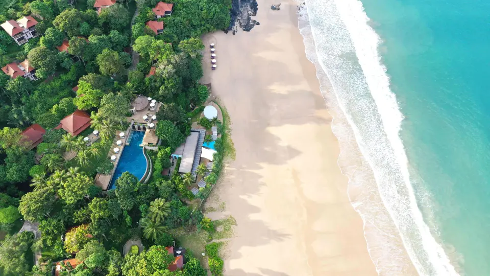 Pimalai Resort and SPA 900 meter med strand