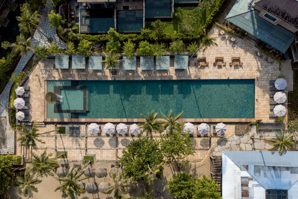 Dinso Resort Villas Ko Chang den store pool set fra oven