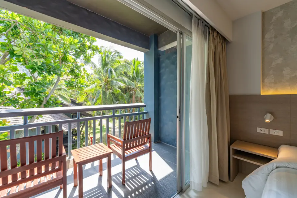 Peace Laguna Resort Spa balkon