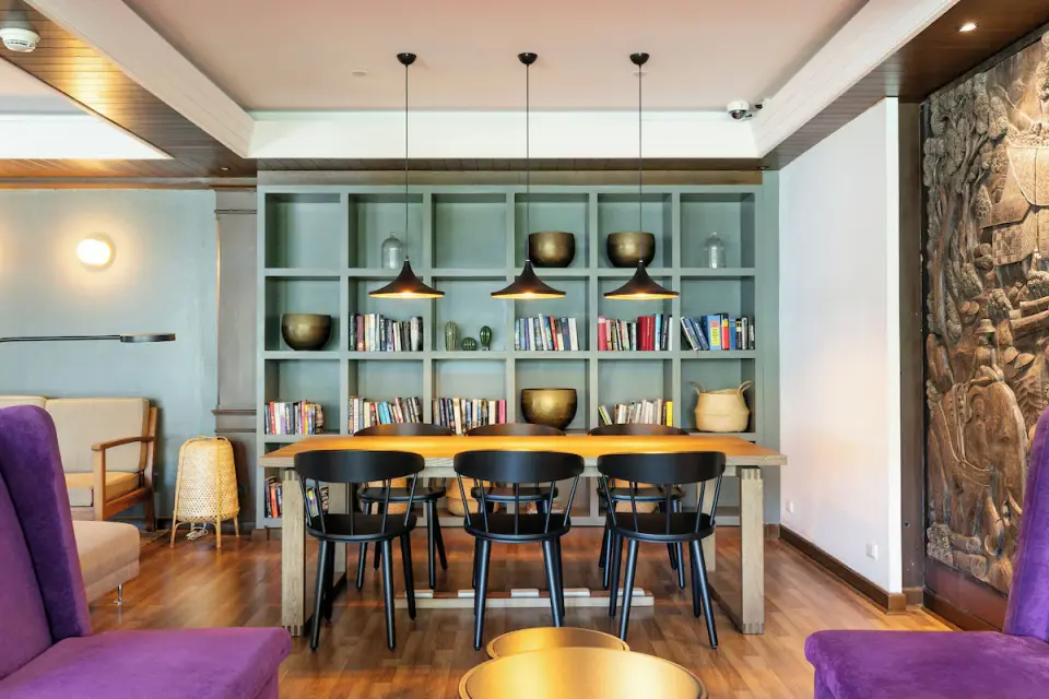 Kamala Beach Resort lille bibliotek