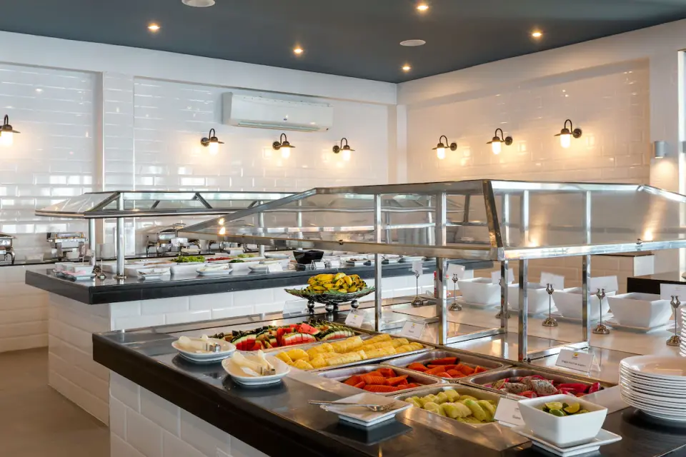 Sunwing Bangtao Beach buffet med frugt
