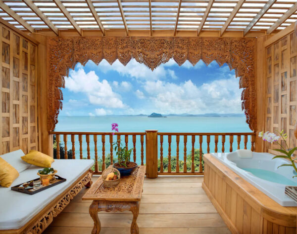 Havudsigt jacuzzi dæk på Santhiya Resort Koh Yao Yai